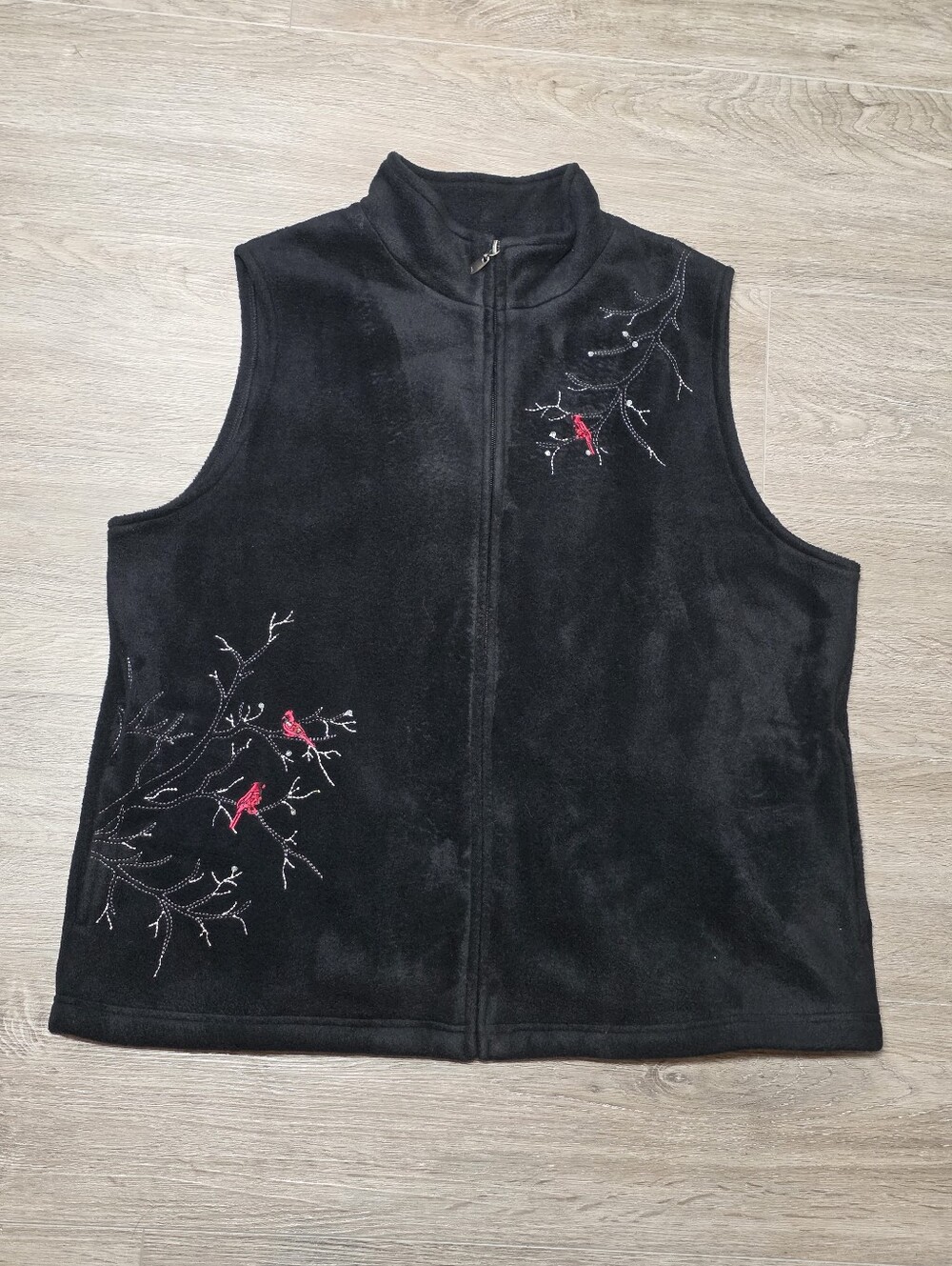 Northern Reflections Cardinal Embroidered Fleece Vest Sz Large Full Zip Black